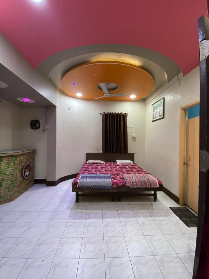 Muktai Lodge Solapur Exterior foto